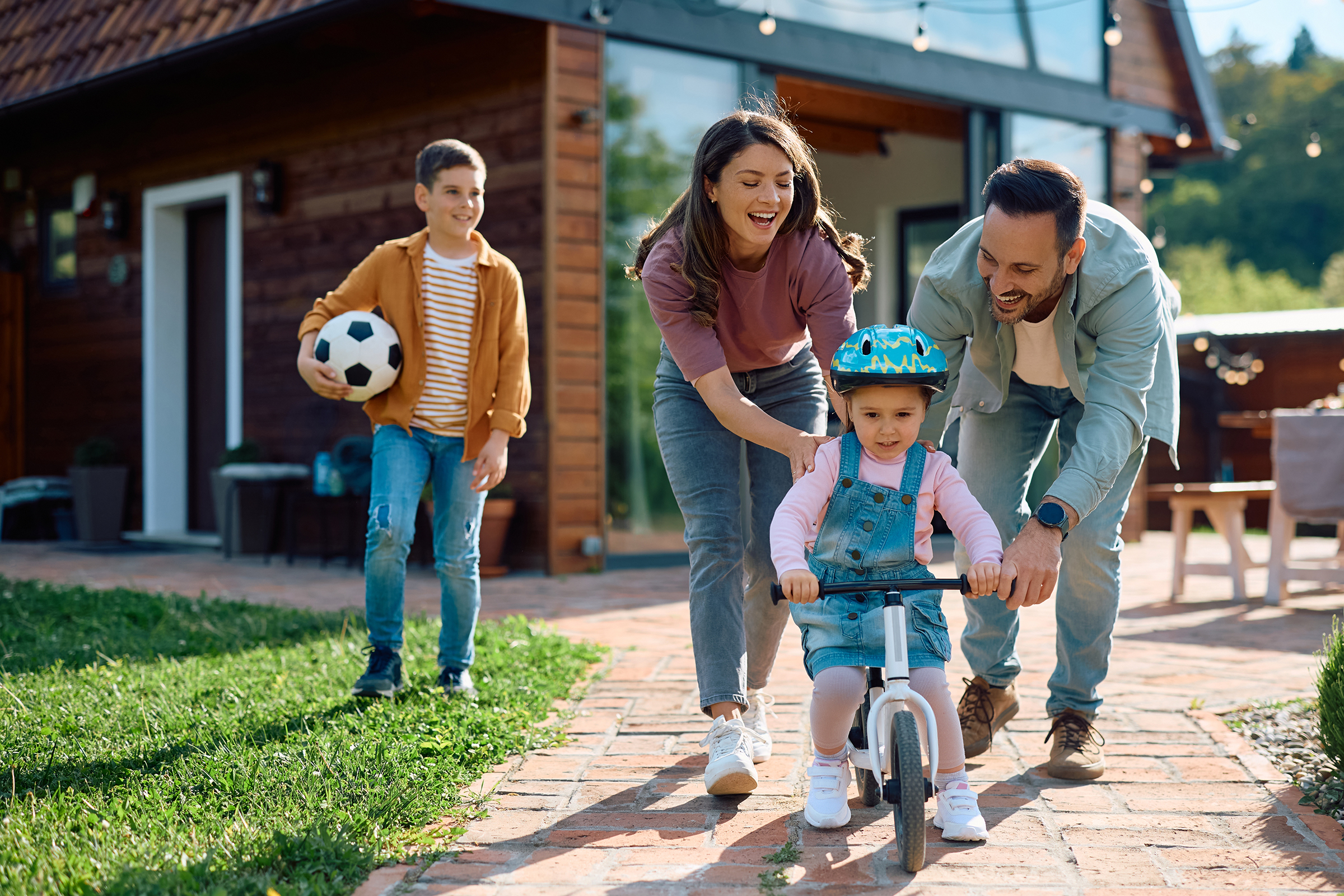 Demand CS is Safe Around Children and Pets.